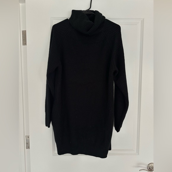 Black midi scoop neck sweater dress - Picture 1 of 2